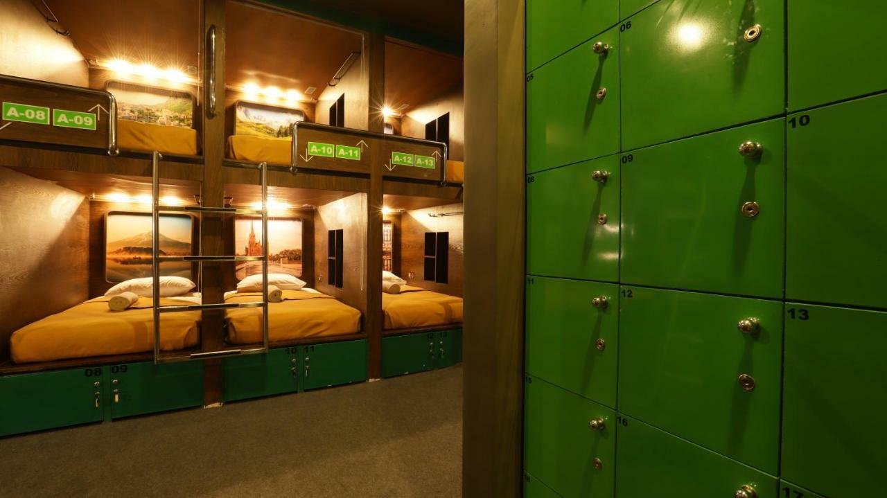 D'Gobers Hostel Seminyak By Gumilang Hospitality Экстерьер фото
