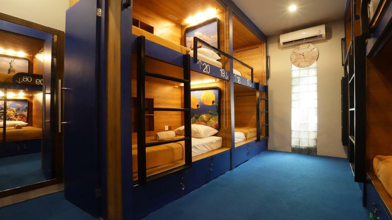 D'Gobers Hostel Seminyak By Gumilang Hospitality Экстерьер фото