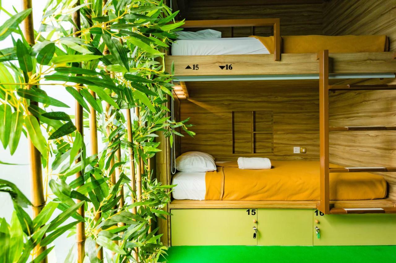 D'Gobers Hostel Seminyak By Gumilang Hospitality Экстерьер фото